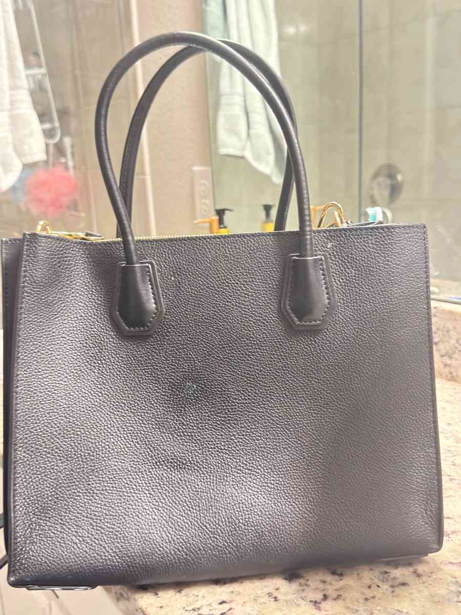 Micheal Kors purse - Winter Garden, Florida - FleaMarketBay