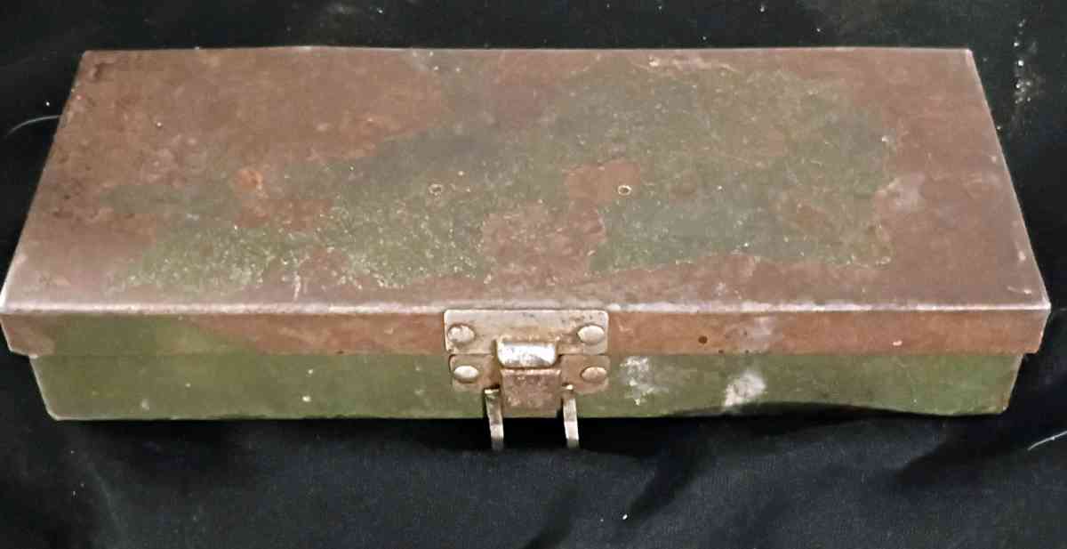 Vintage S K Wayne Toolbox - Park Rapids, Minnesota - FleaMarketBay