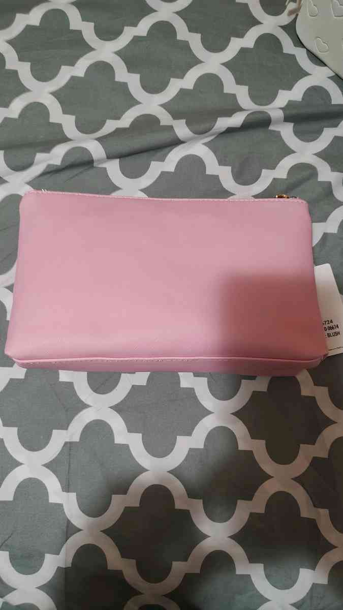 makeup bags - Scranton, Pennsylvania - FleaMarketBay