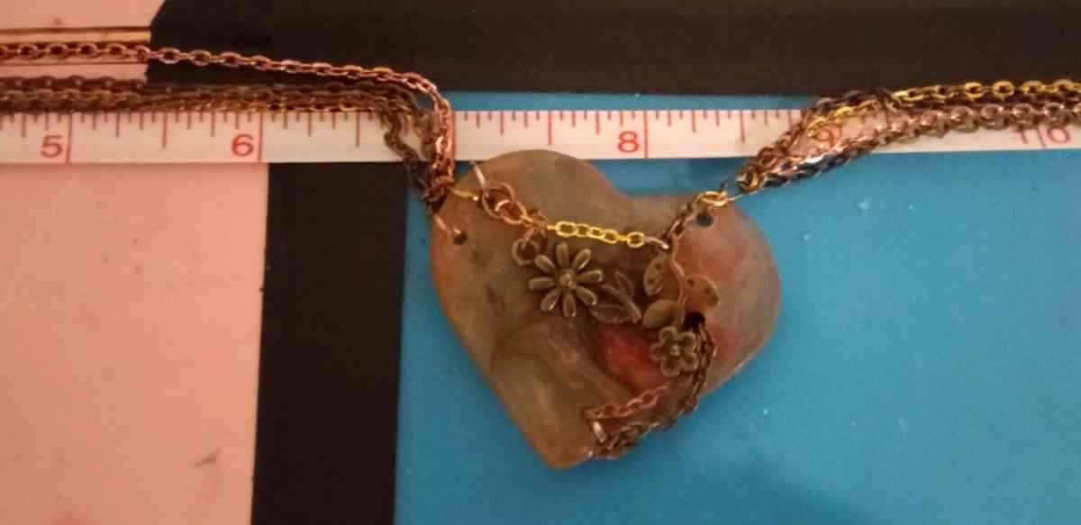 multiple change on a heart with flowers - Lufkin, Texas