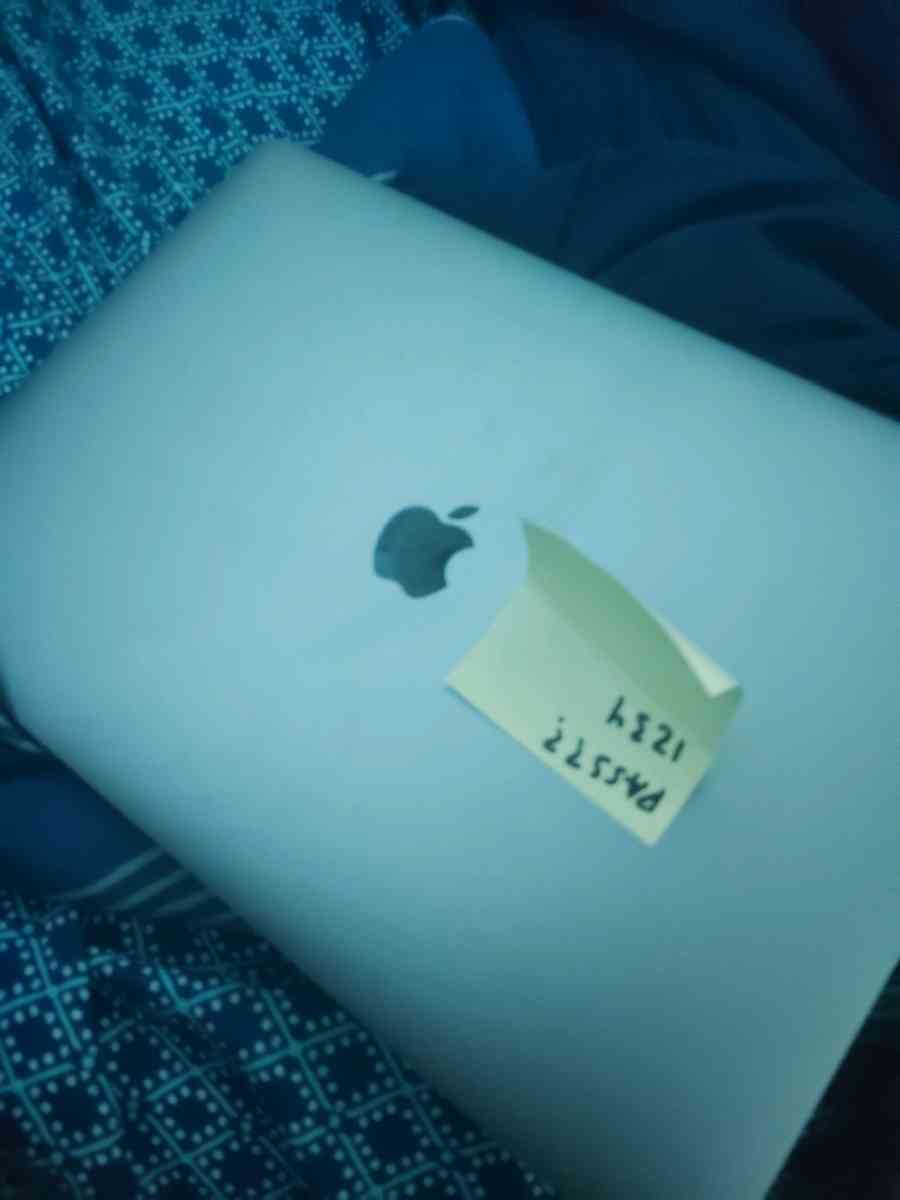 Mac book pro with touch screen - Houston, Texas