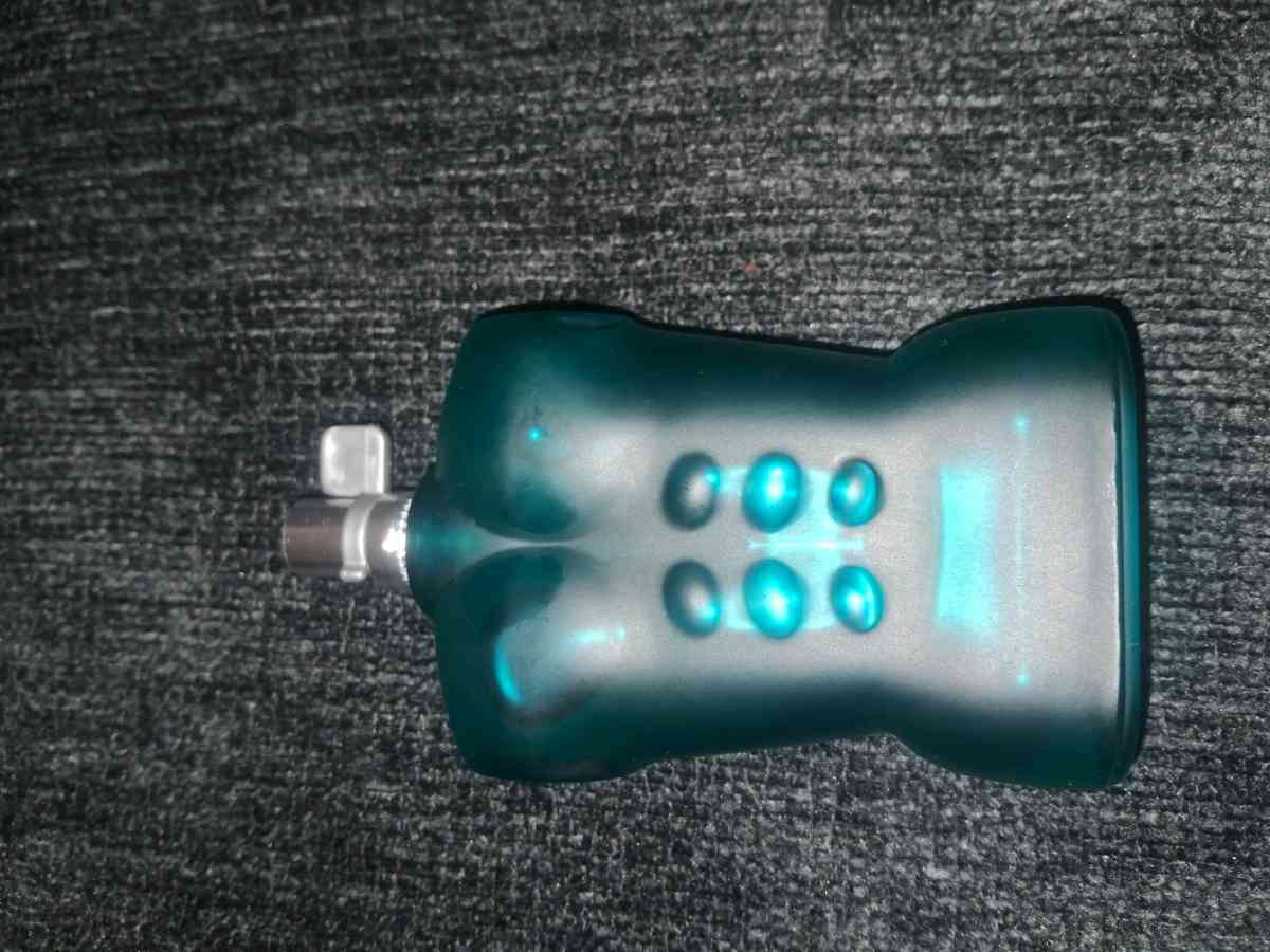 its brand new color blue 100ml 3 4floz - Bronx, New York - FleaMarketBay