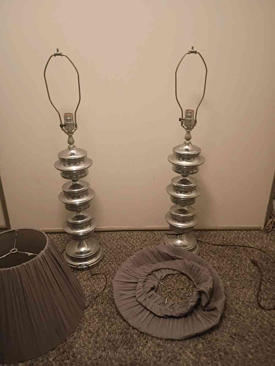 lamps with lamp shades - Rocklin, California - FleaMarketBay