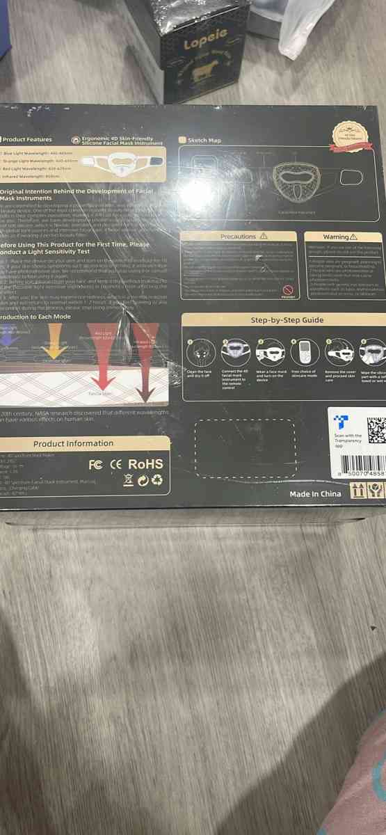 LED Light Therapy Mask 4D LED Face Mask Light Therapy - Cherry Hill, New Jersey - FleaMarketBay