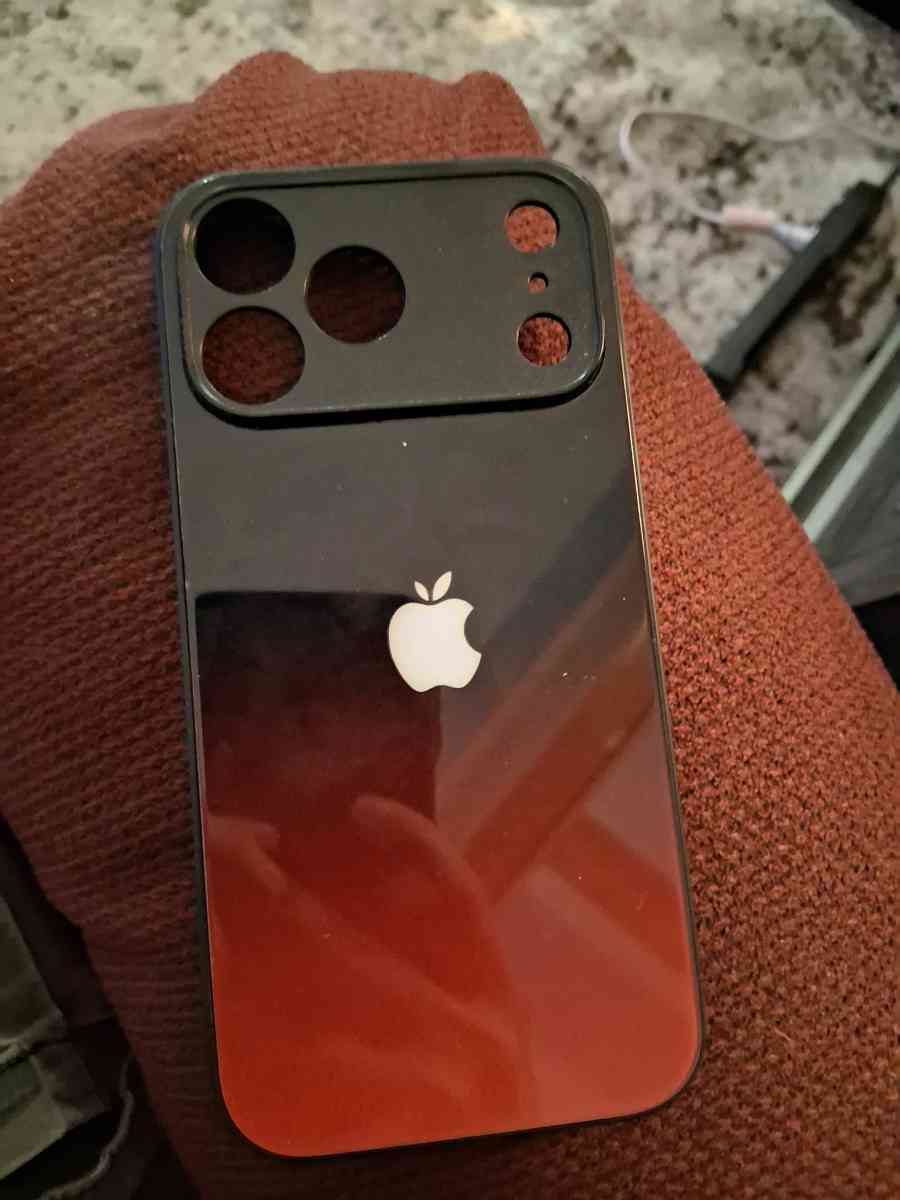 Iphone 17 pro max case - Newton, Illinois - FleaMarketBay