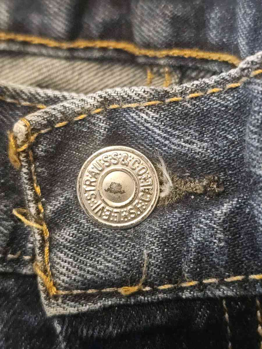 Levis 505 Mens Denim Jeans - Tulsa, Oklahoma - FleaMarketBay