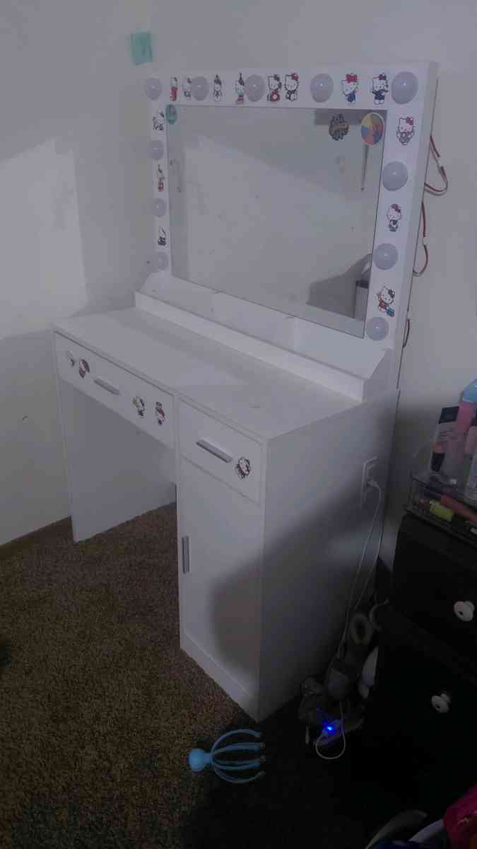 vanity - Salem, Oregon - FleaMarketBay