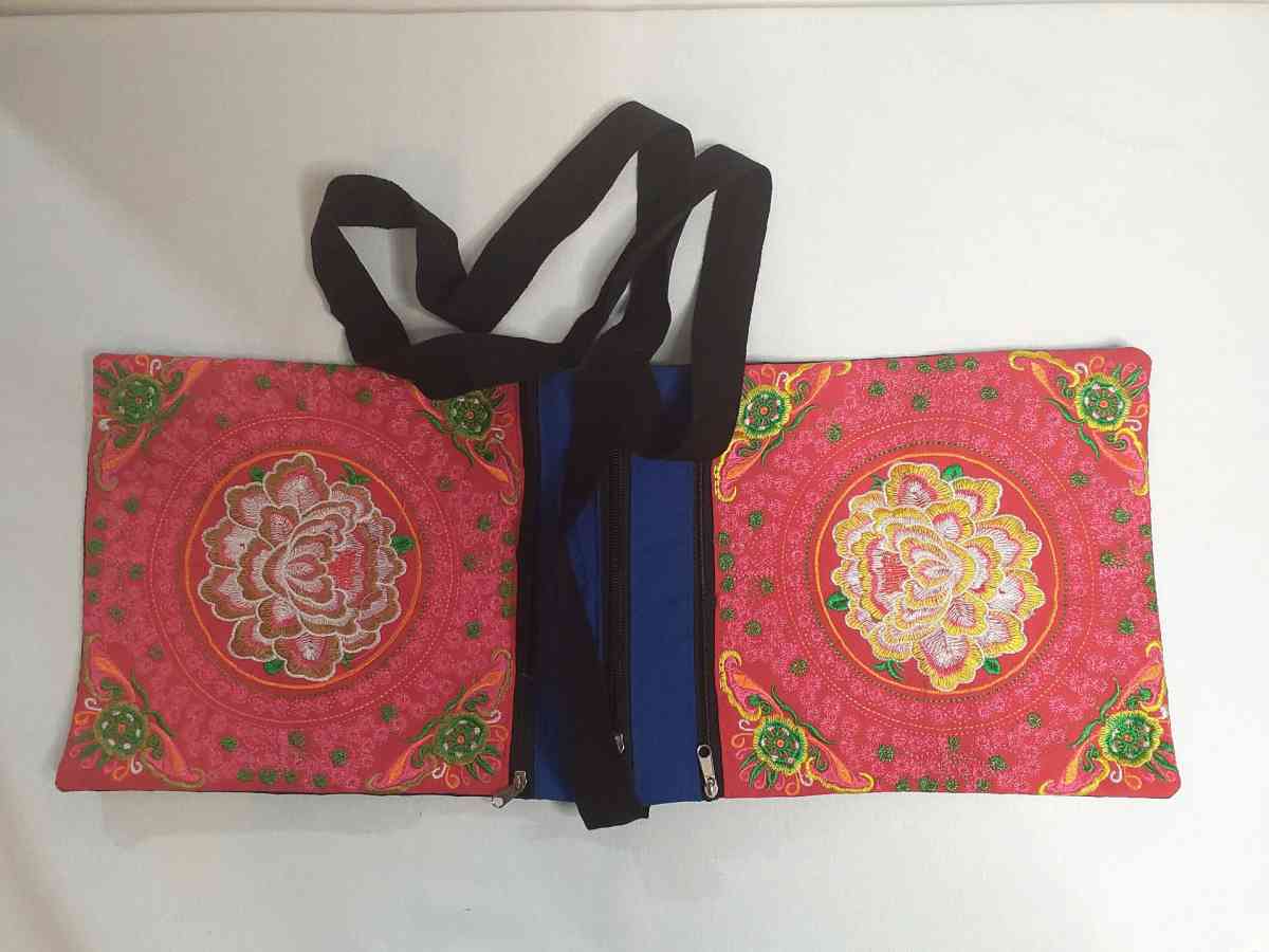 Indian Hand Embroidered Purse - Denver, Colorado - FleaMarketBay