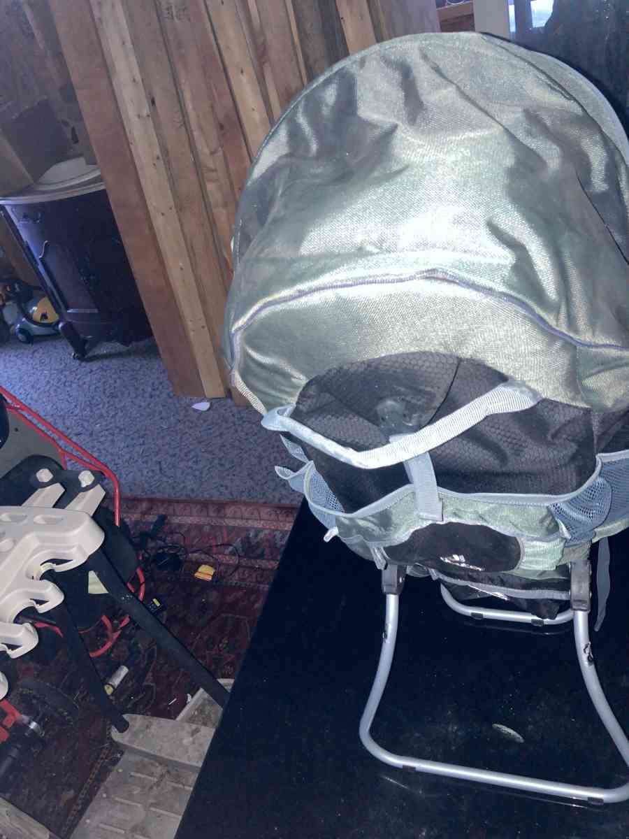 Deuter Kid Comfort 3 - Essington, Pennsylvania - FleaMarketBay