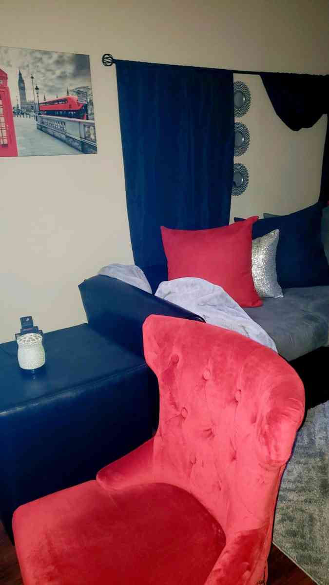 Black leather an grey sectional - Macon, Georgia - FleaMarketBay