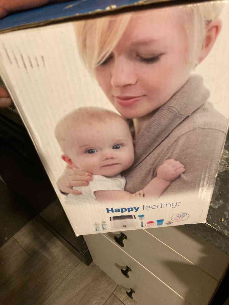 Dr Browns Deluxe Bottle Warmer and Sterilizer - Essington, Pennsylvania - FleaMarketBay