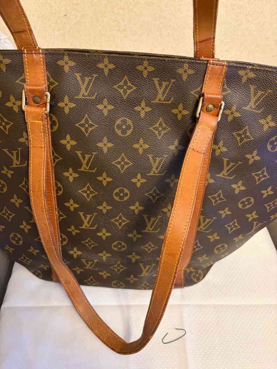 Louis Vuitton monogram sac shopping bag - Ridgewood, New York - FleaMarketBay
