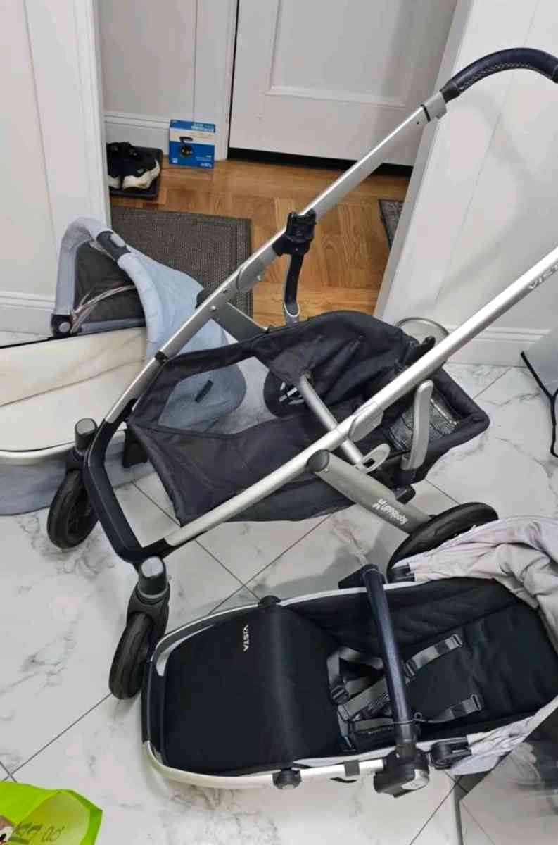 UPPAbaby VISTA Stroller with Bassinet - Brooklyn, New York - FleaMarketBay
