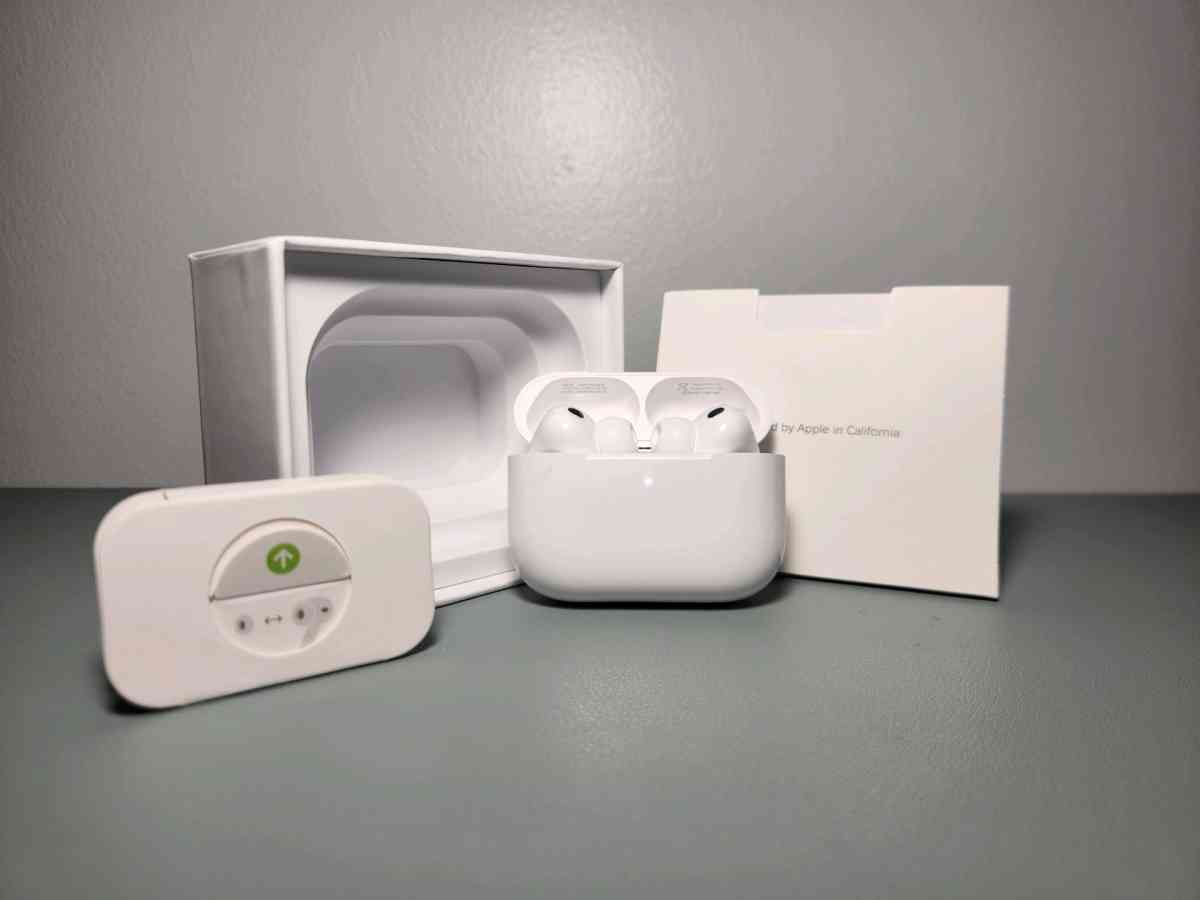 AirPods Pro 3rd Generation - Alexandria, Virginia - FleaMarketBay
