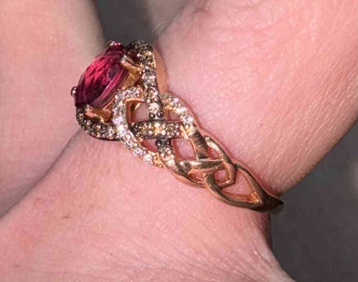 Le Vian Rhodolite Garnet Ring 14 ct twDiamonds 14K Strawberr - Kingsport, Tennessee - FleaMarketBay