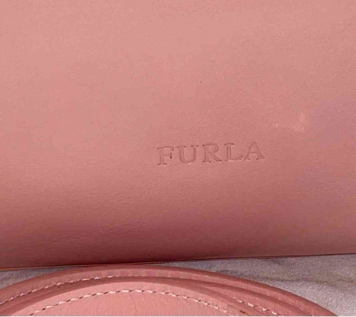 Furla rectangular pink purse - Ridgewood, New York - FleaMarketBay