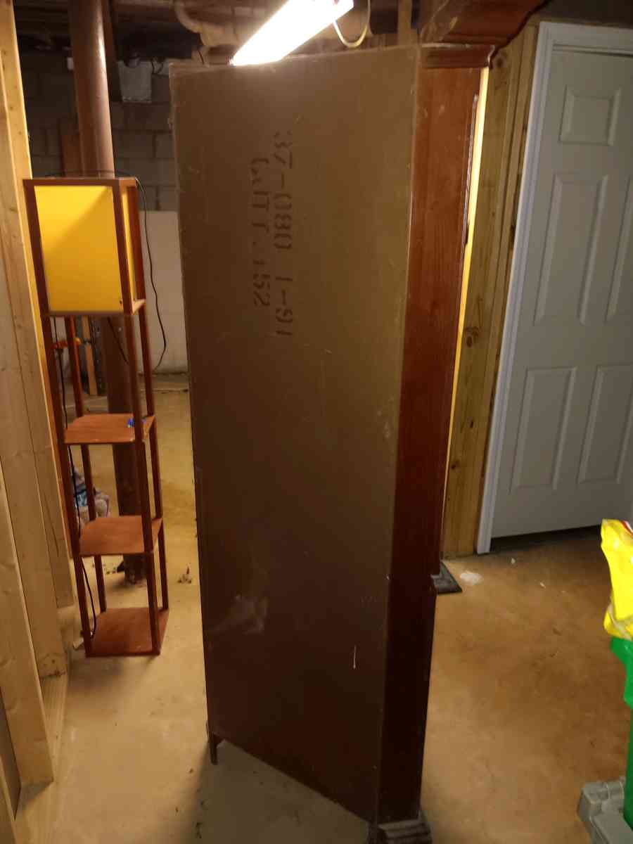 wooden cabinet - Powder Springs, Georgia - FleaMarketBay