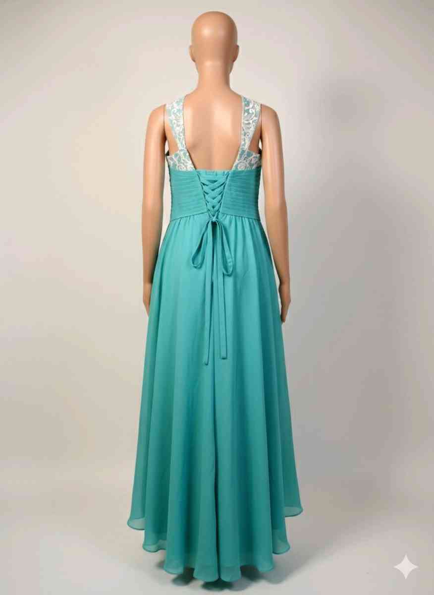 Stunning Tiffany Blue HighLow Gown  Brand New - Columbus, Ohio - FleaMarketBay