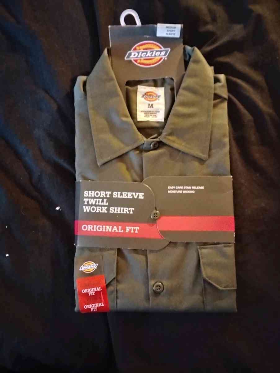 green dickies work shirt size m - Denver, Colorado