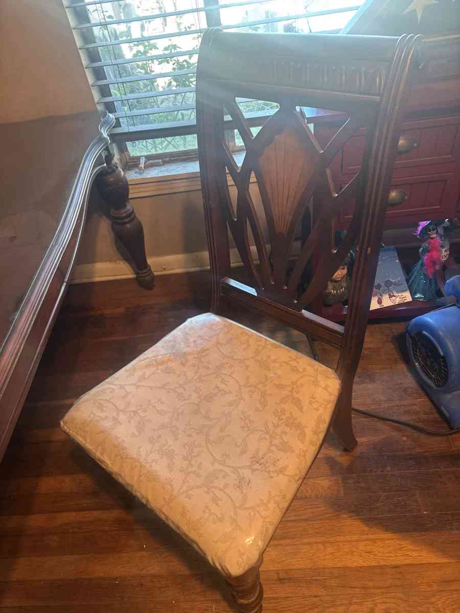 Wooden Table - San Antonio, Texas - FleaMarketBay