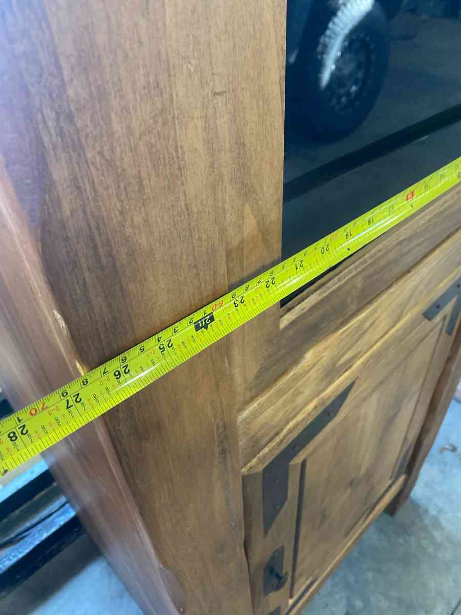 cabinets - River Falls, Wisconsin - FleaMarketBay