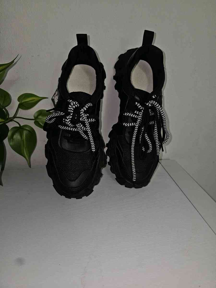 sneakers barbie shoes - Saint Paul, Minnesota