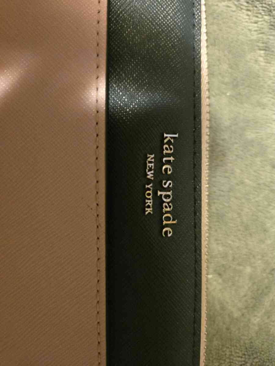 wallets - Bloomsburg, Pennsylvania - FleaMarketBay