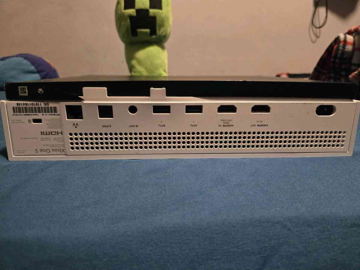 Xbox One S - Paterson, New Jersey - FleaMarketBay