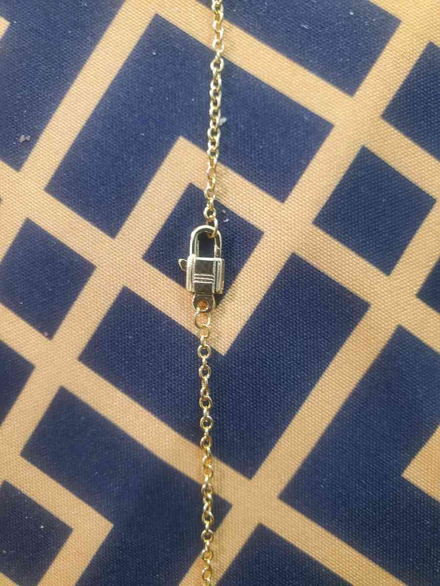 Hernes Gold Necklace with Pink Bag Pendant - Chester Gap, Virginia - FleaMarketBay