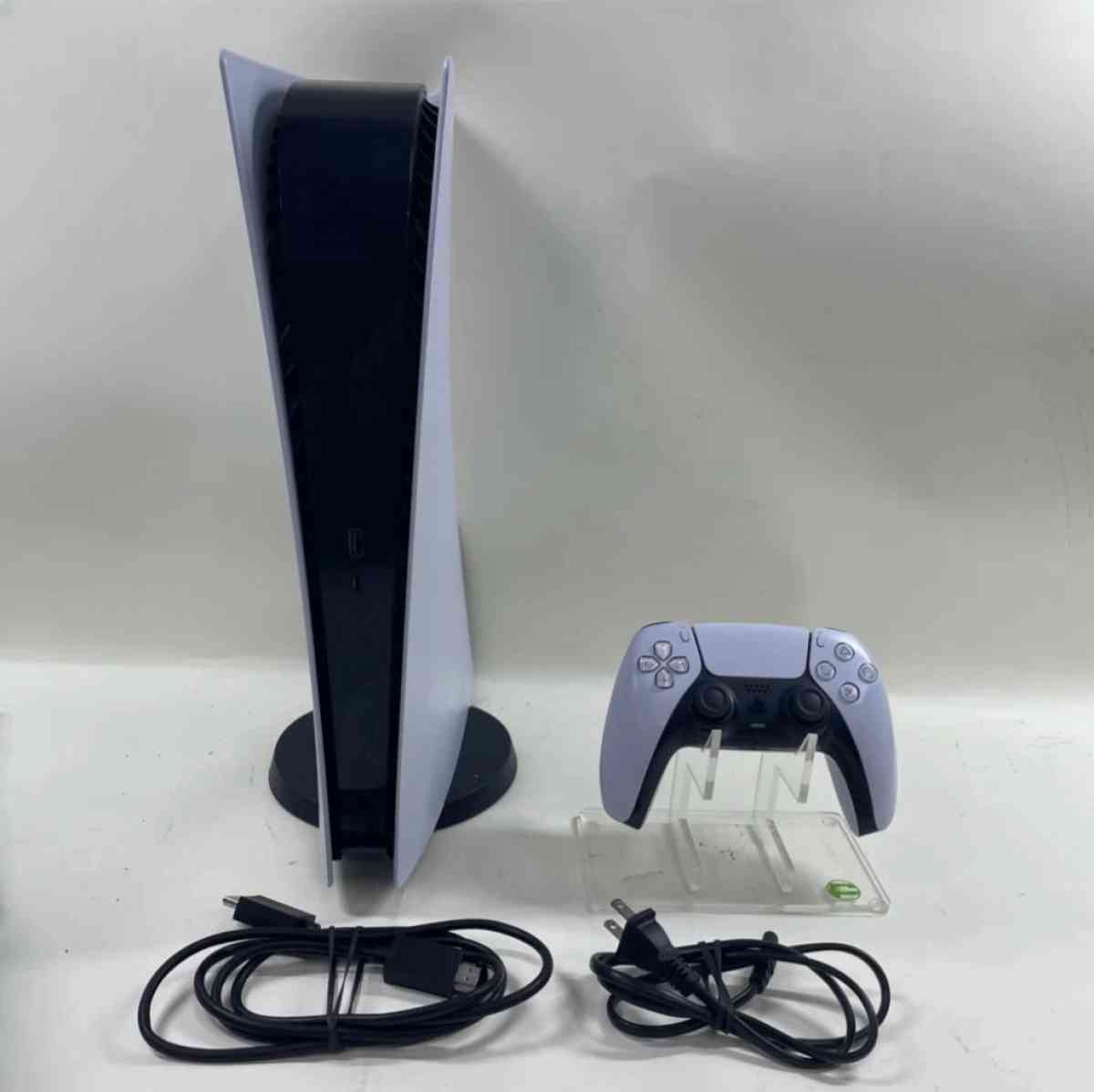 Im selling a ps5 - Houston, Texas - FleaMarketBay