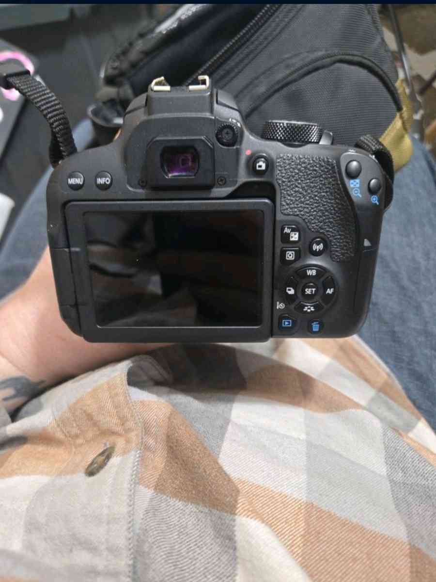 cannon rebel T7i - Maineville, Ohio - FleaMarketBay