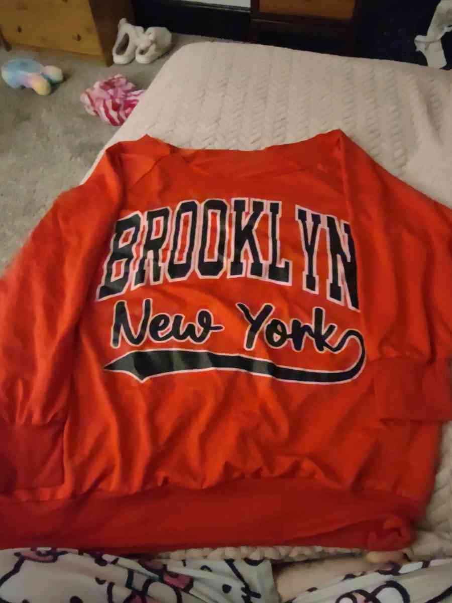 red off the shoulder sweater - Hamilton, Ohio