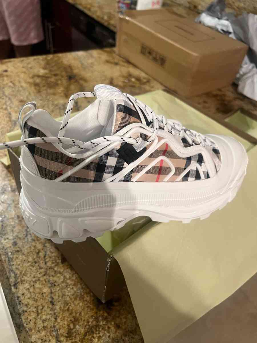 Berberry - Miramar Beach, Florida