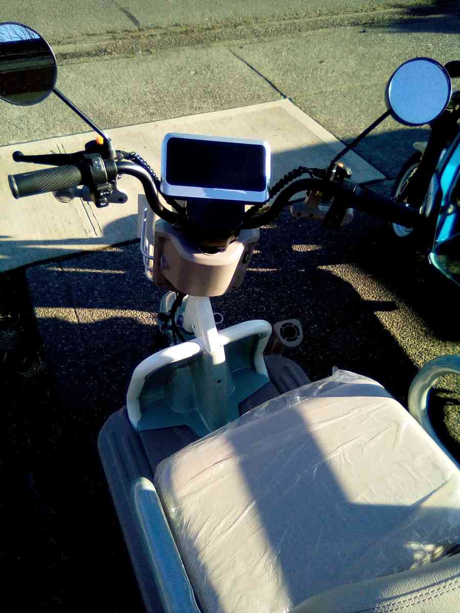 sdlanch irgc4o electric trike scooter - Auburn, Washington - FleaMarketBay