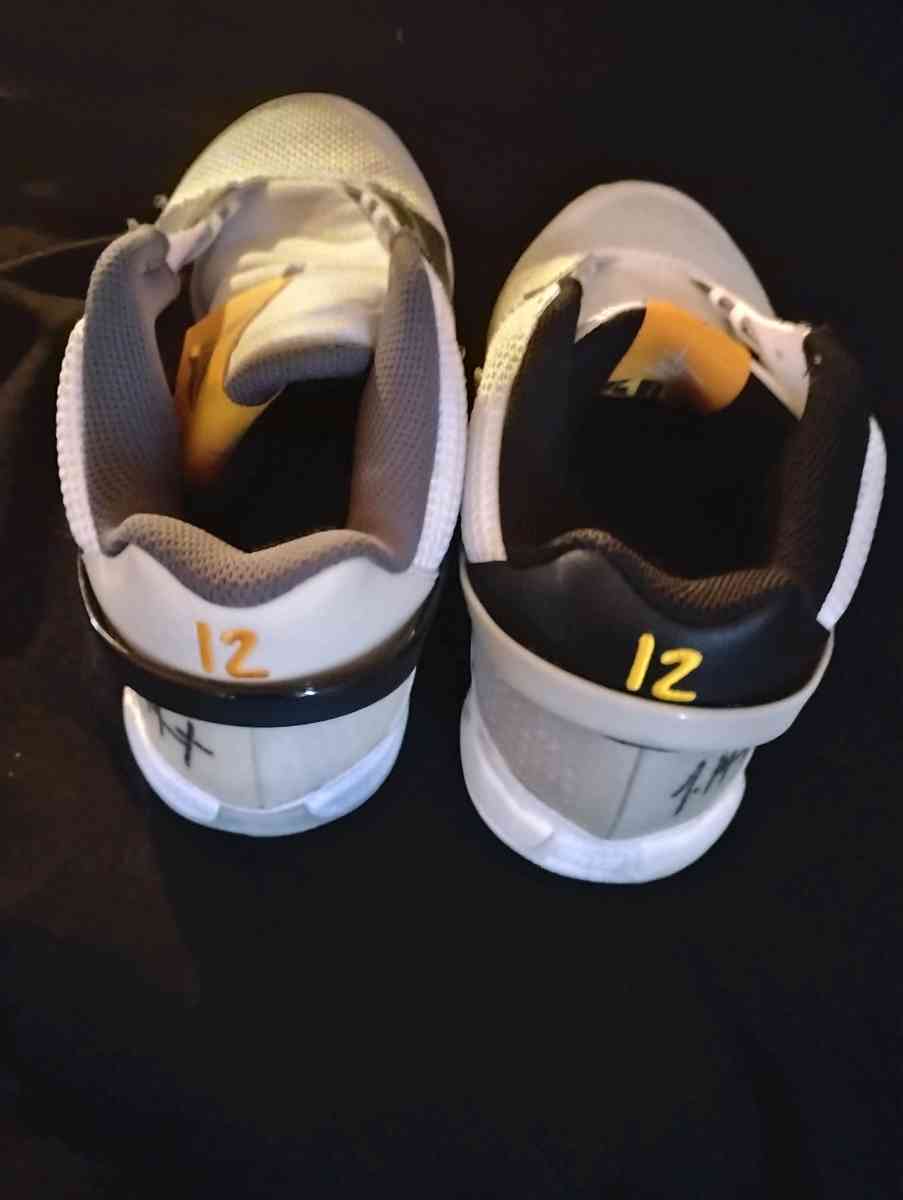 Nike Air ja athletic shoes - Denver, Colorado - FleaMarketBay