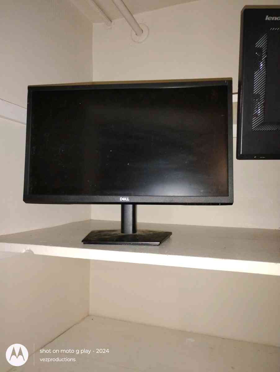 computer screens - Durham, North Carolina - FleaMarketBay