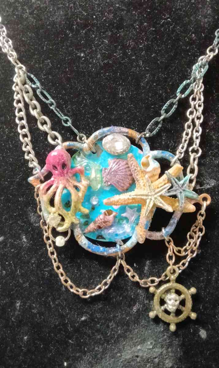 under the sea - Lufkin, Texas - FleaMarketBay