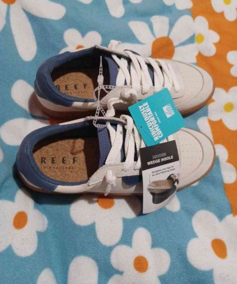 REEF SHOES - Lewisville, Texas - FleaMarketBay
