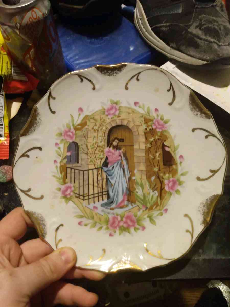 Jesus knocking on the door plate - Tallmadge, Ohio