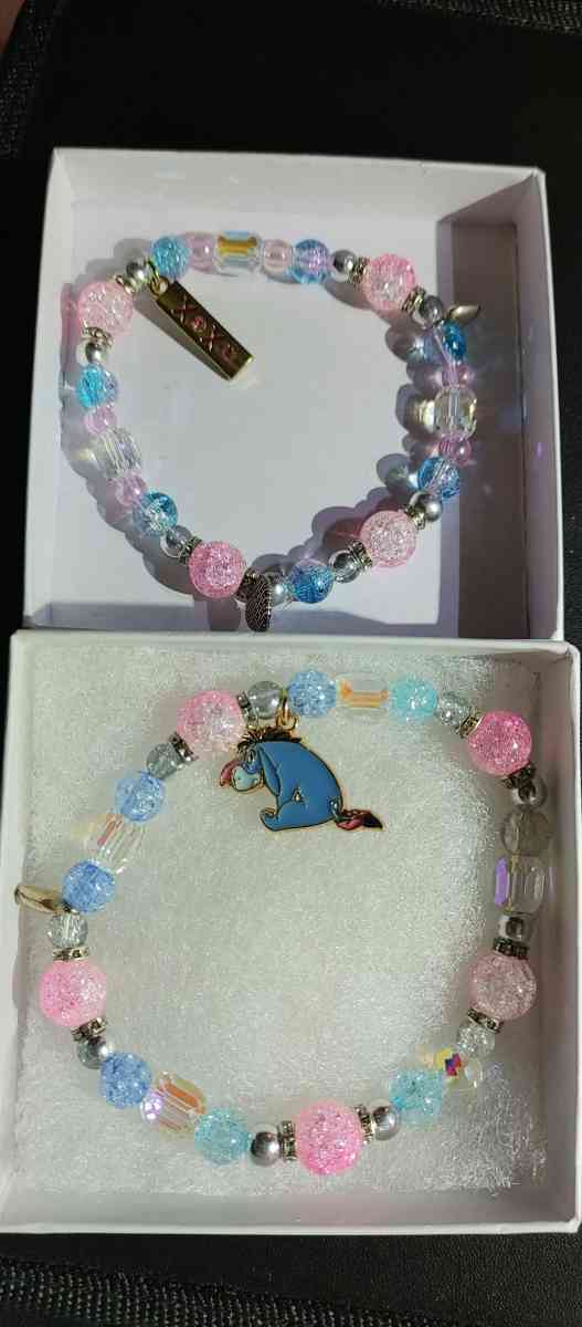 bracelets - Corning, California - FleaMarketBay