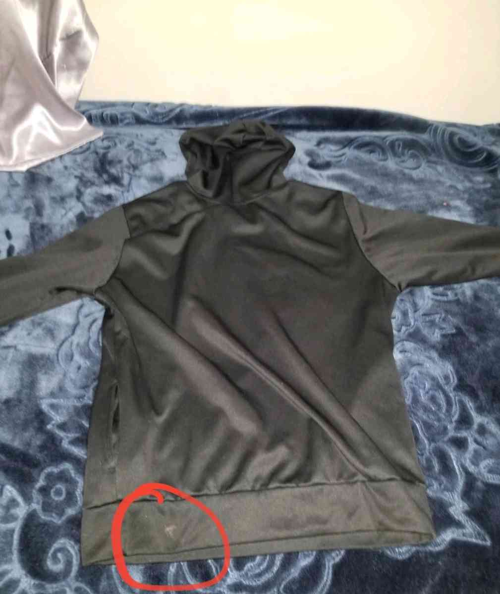 Pokemon Black Hoodie Kids XL Used - Chicago Ridge, Illinois - FleaMarketBay