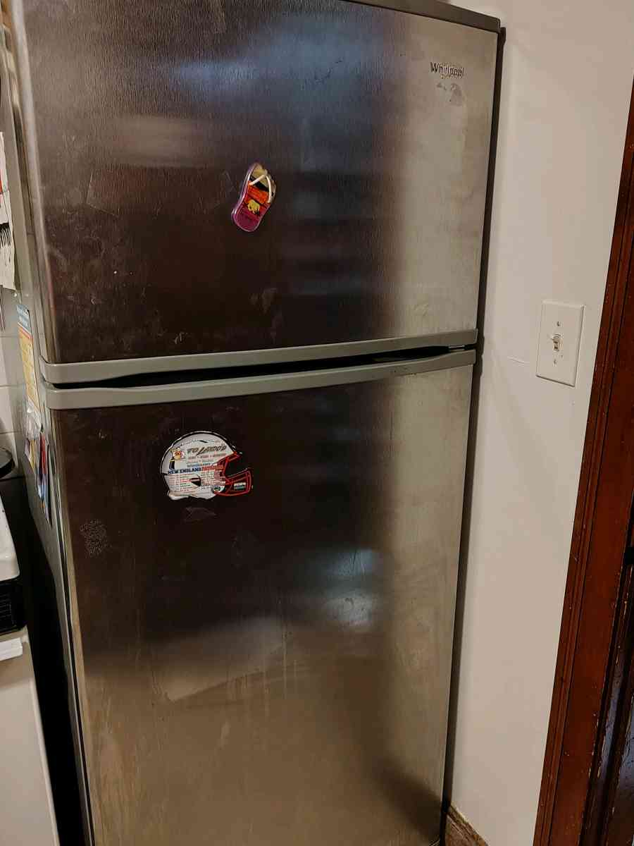 barely used excellent conditions stainless steel refrigerato - Waltham, Massachusetts - FleaMarketBay