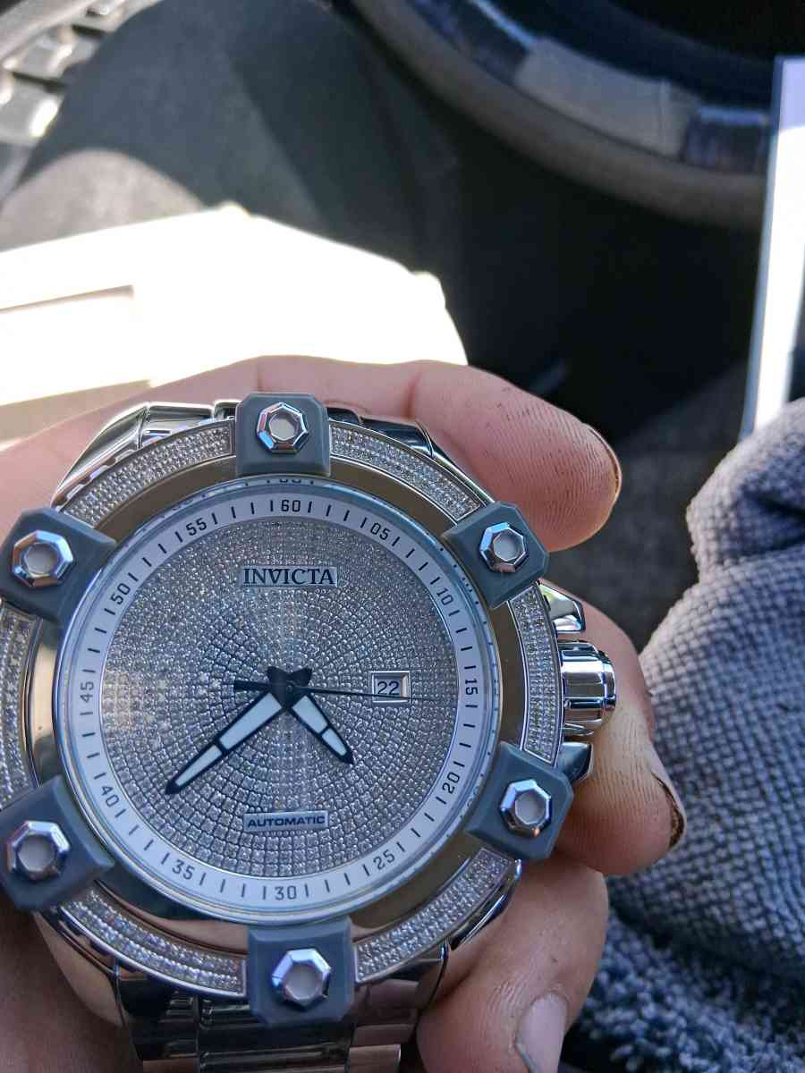 Invicta Watch - Ventura, California - FleaMarketBay