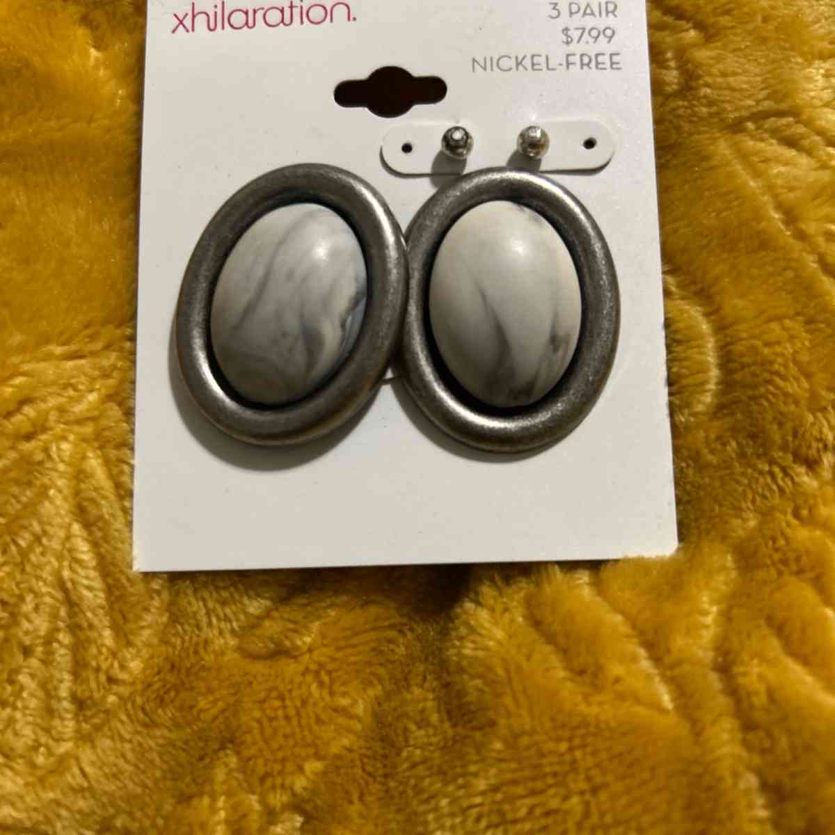 vanity things - Alicia, Arkansas - FleaMarketBay