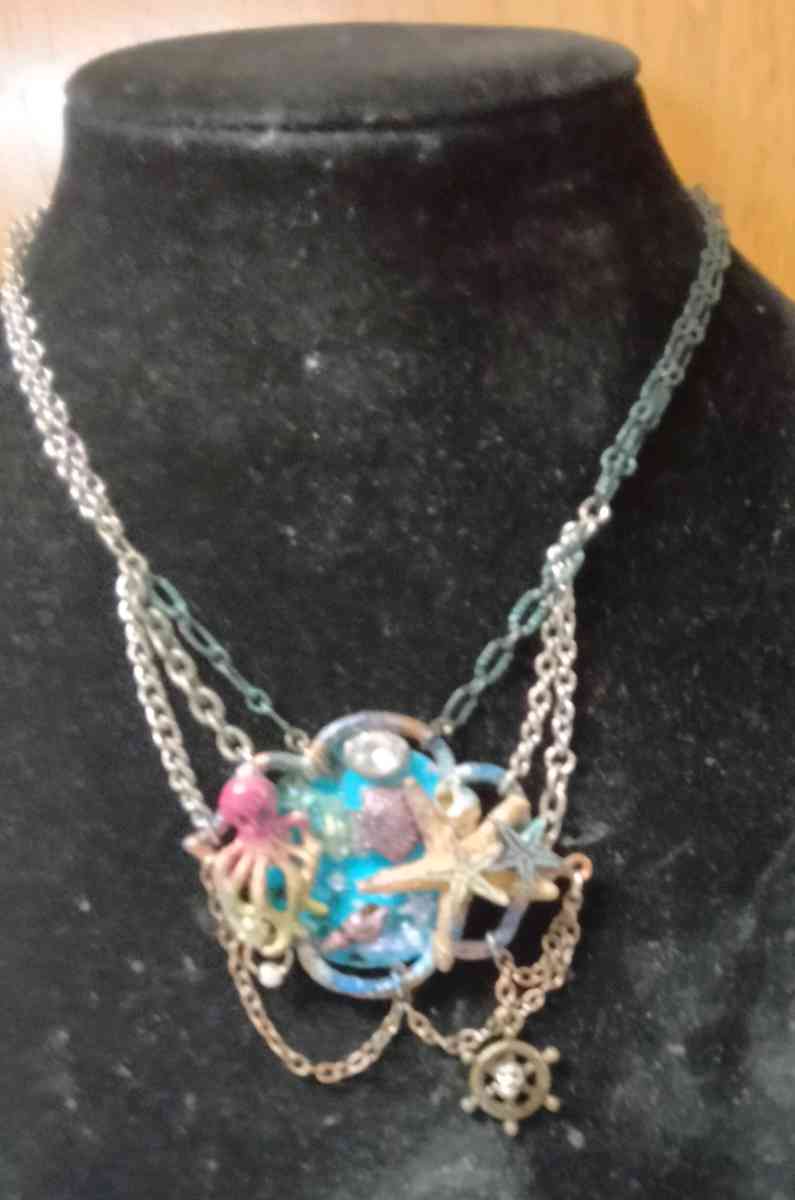 under the sea - Lufkin, Texas - FleaMarketBay