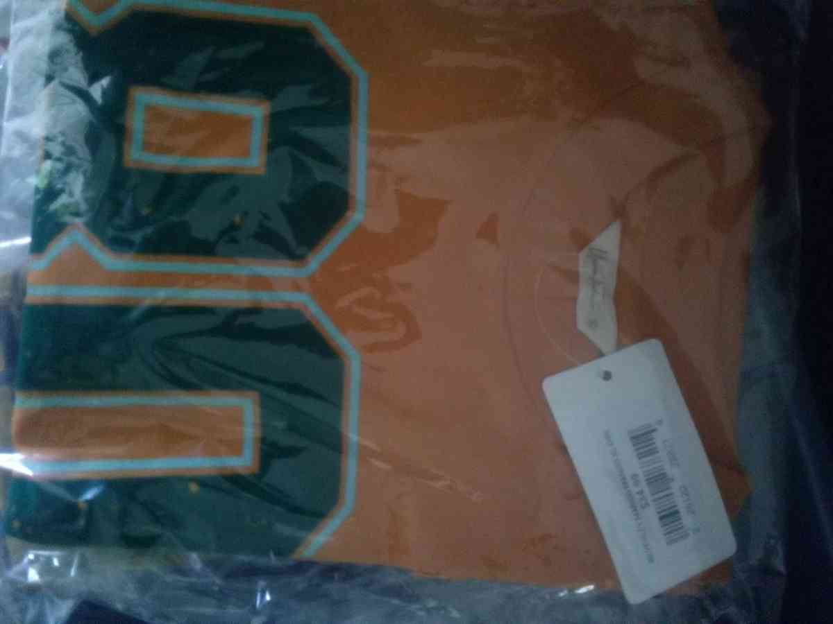 URBAN THEKA WEAR Brand New - Fresno, California - FleaMarketBay