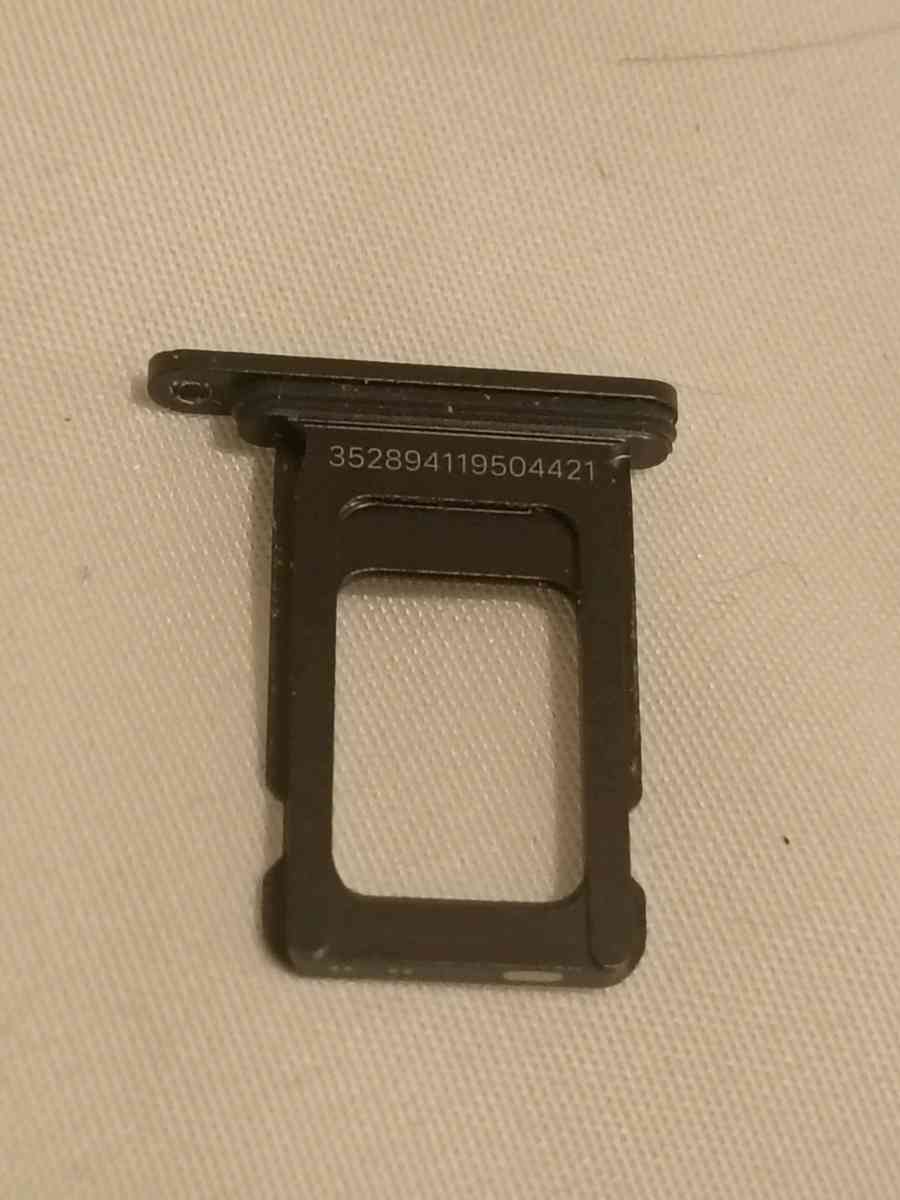 iPhone 64GB - Langley, Washington - FleaMarketBay