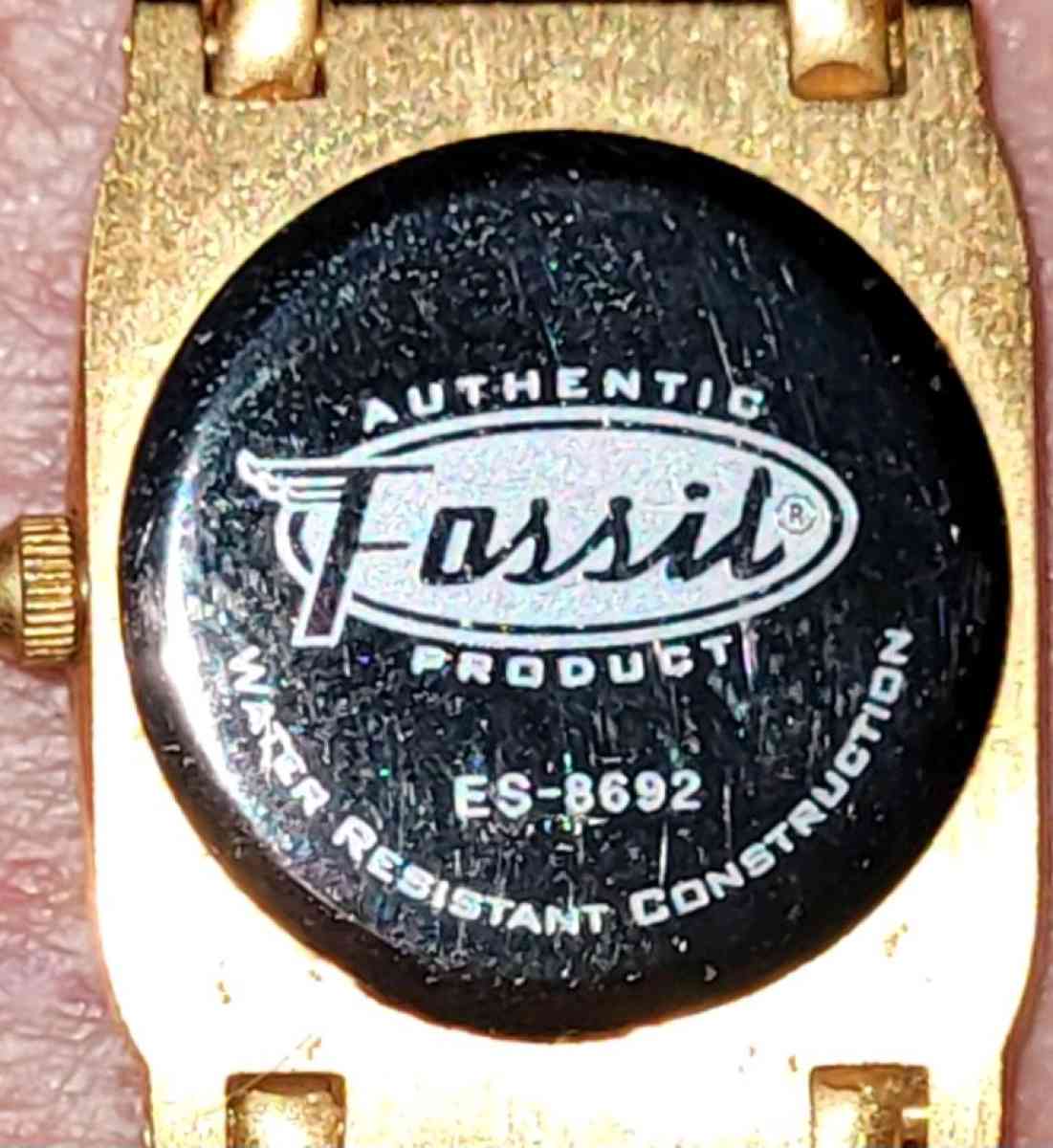 Vintage Fossil gold tone watch with case - Davidson, North Carolina - FleaMarketBay