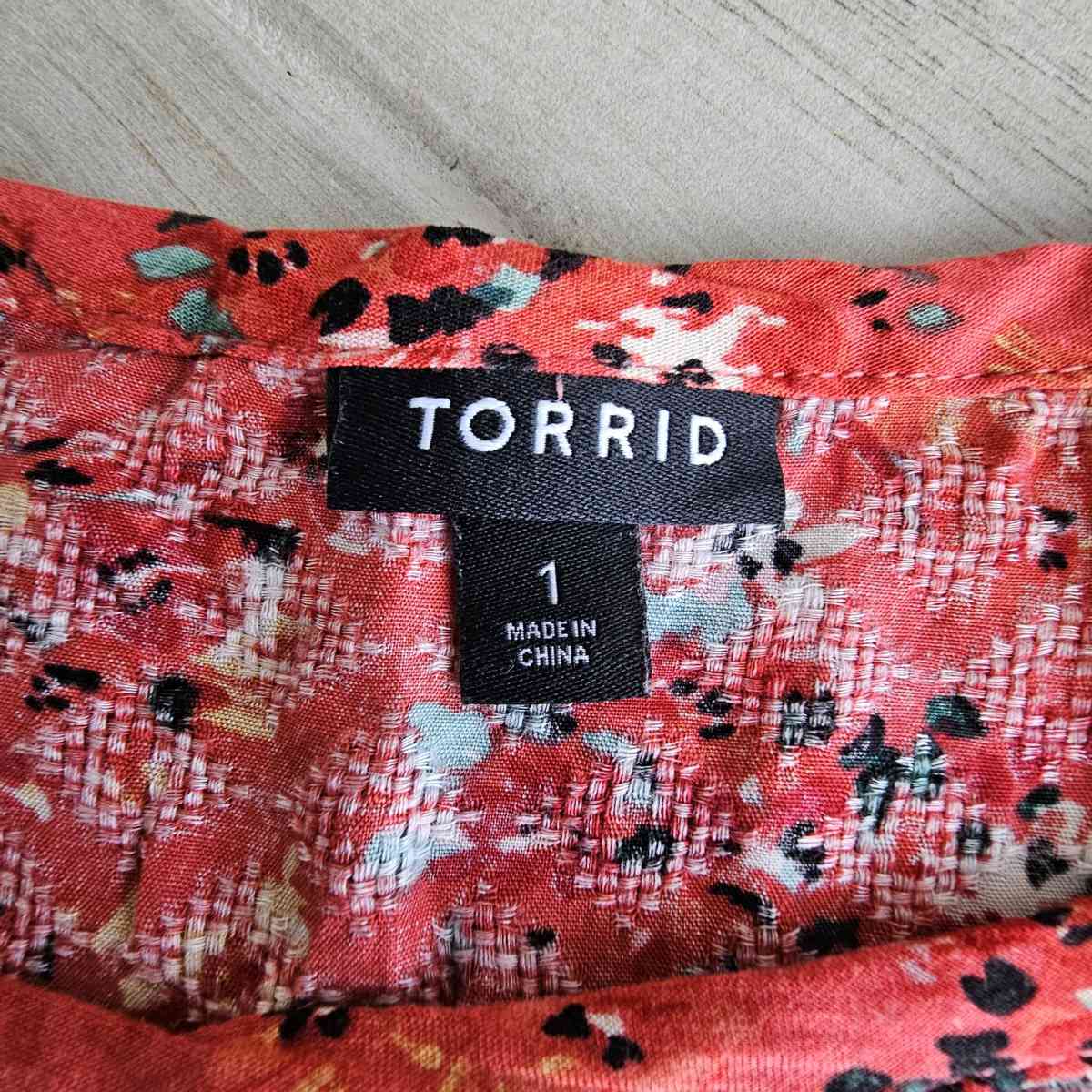 Torrid Size 1 Boho Orange Red Floral Top with Bell Sleeves - Jensen Beach, Florida - FleaMarketBay