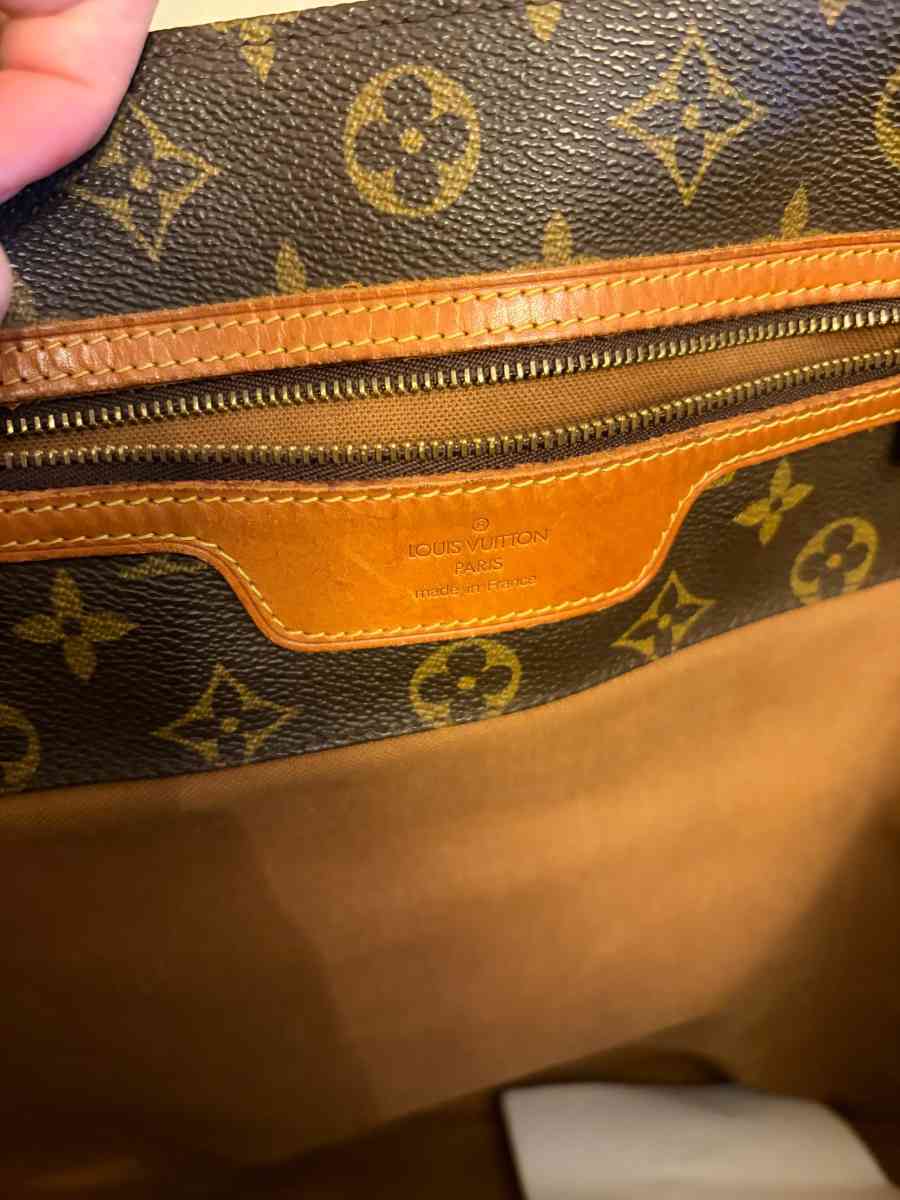 Louis Vuitton monogram sac shopping bag - Ridgewood, New York - FleaMarketBay